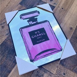 CHANEL N°5 Fragrance Mirror Framed
Pink Perfume Fairchild Paris Artwork Art